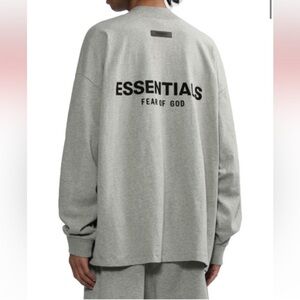 NWT Essential fear of god men’s long sleeve sweatshirt